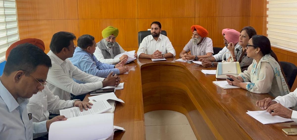 ਨਗਰ ਨਿਗਮ ਦੀ ਵਿੱਤ ਤੇ ਠੇਕਾ ਕਮੇਟੀ ਦੀ ਮੀਟਿੰਗ ਵਿੱਚ 12 ਕਰੋੜ ਦੇ ਨਵੇਂ ਕੰਮ ਅਤੇ 13 ਕਰੋੜ ਦੇ ਵਰਕ ਆਰਡਰਾਂ ਨੂੰ ਮੰਜੂਰੀ